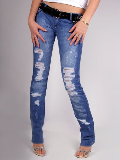 Модные женские джинсы