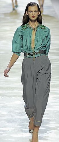 Шаровары – это удобно и очень модно